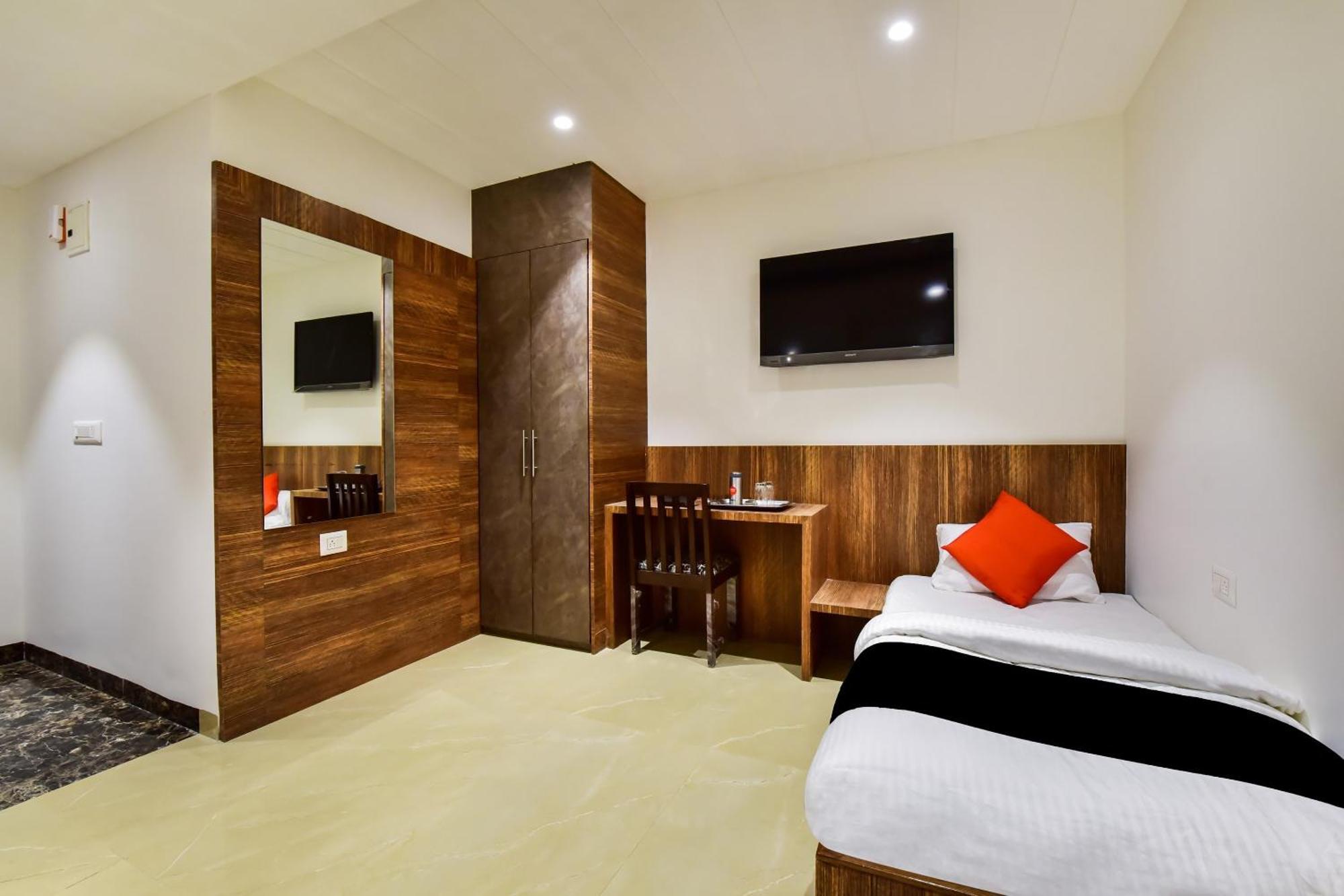 Capital O Maurya Inn Jodhpur  Dış mekan fotoğraf