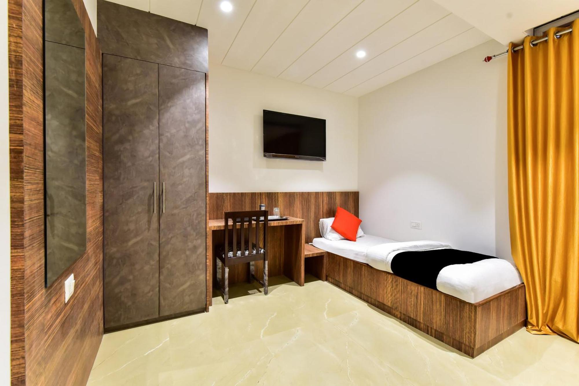 Capital O Maurya Inn Jodhpur  Dış mekan fotoğraf